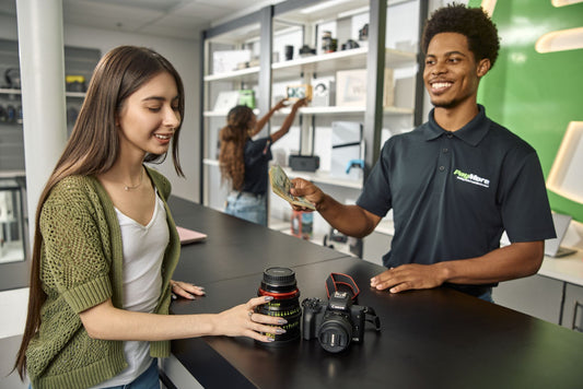 How to Quickly Sell Used Cameras and Lenses in Calgary